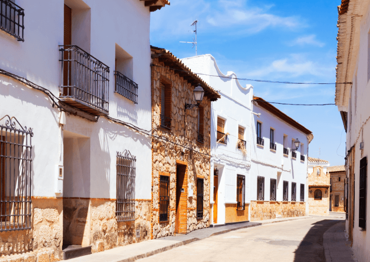 Calle de viviendas en Albacete