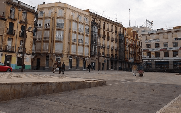 Plaza de España en la ciudad de Guadalajara Plaza de España en la ciudad de Guadalajara