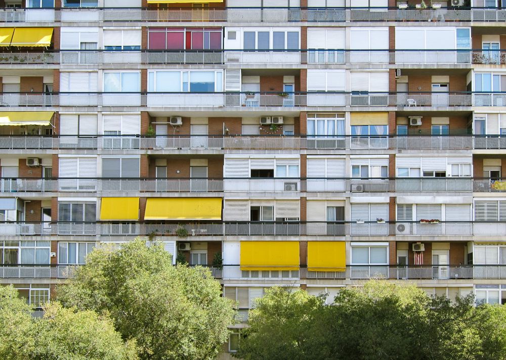 ¿Qué puede hacer la comunidad de vecinos para echar okupas del edificio de manera legal?